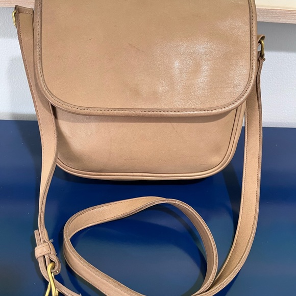 Coach Handbags - Coach Taupe Tailored Leather Purse Flap Bag #4110 Lightweights Vintage 80s 90s.